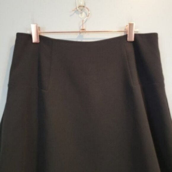 Loft | Scalloped Hem A line Lazer Cut out Skirt Black - Picture 3 of 9